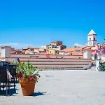 Solino House *